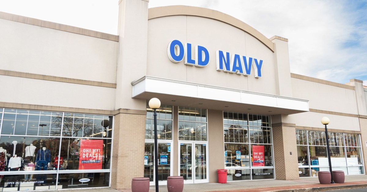 Old Navy clothing store to open this weekend in Apple Valley