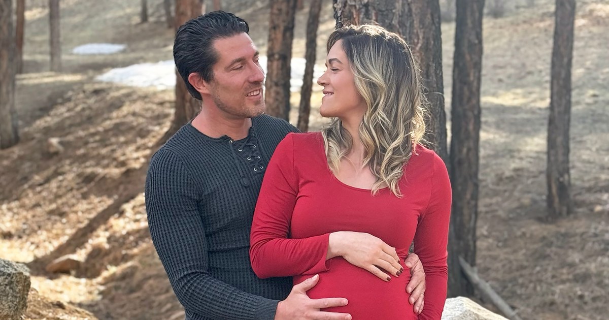 Seeking Sister Wife' Stars Dannielle And Garrick Merrifield Welcome Baby  No. 3