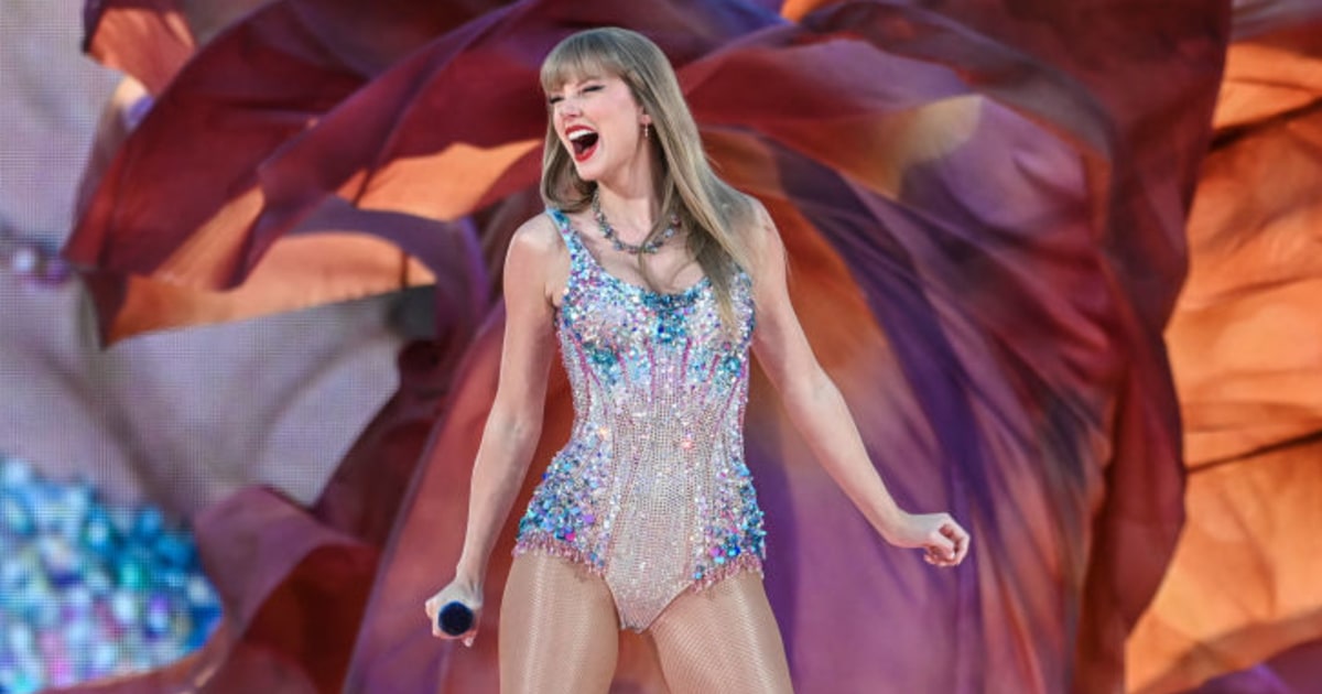 Taylor Swift parle portugais et aide ses fans au spectacle “Eras Tour” de Lisbonne