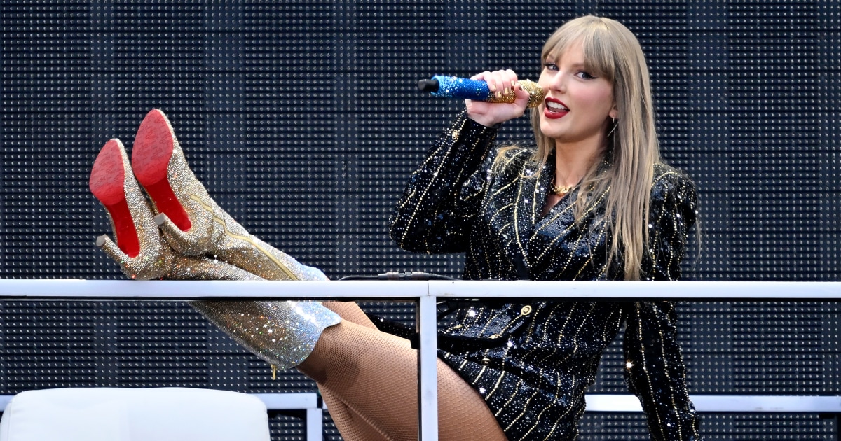 Taylor's Shows Rides Taylor Swift Heads to London for First of Eight 'Eras Tour' Shows