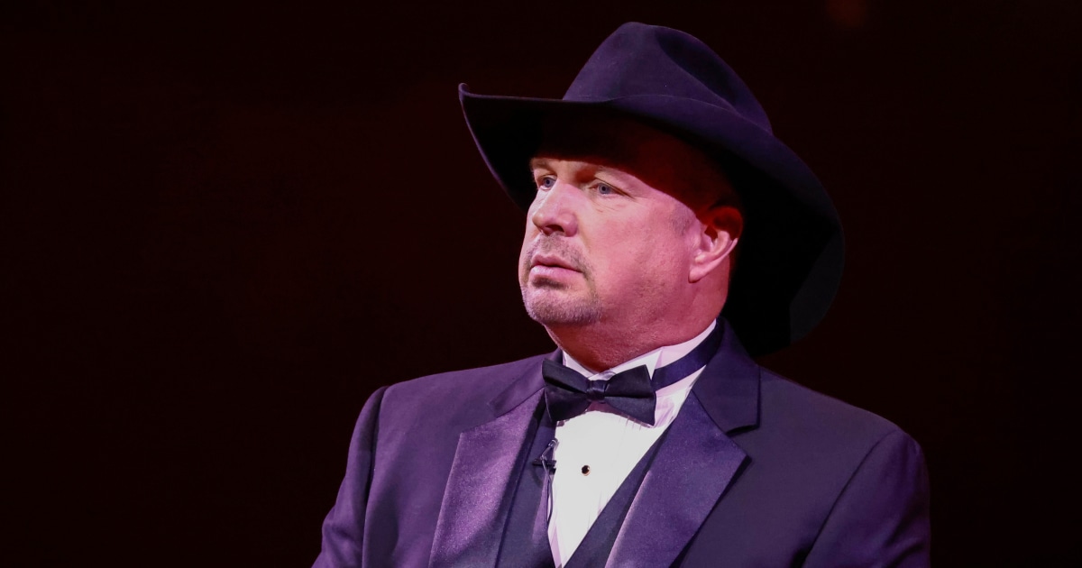 Garth Brooks Accused of Sexual Assault and Battery by Former Hair-and-Makeup Artist