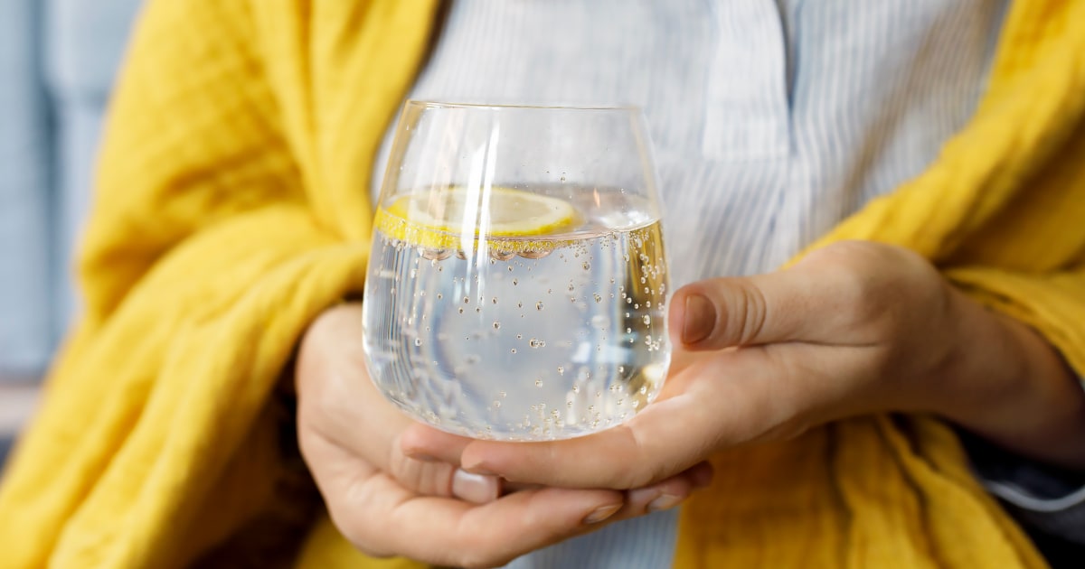 Is Sparkling Water Good For You? Dietitians Explain