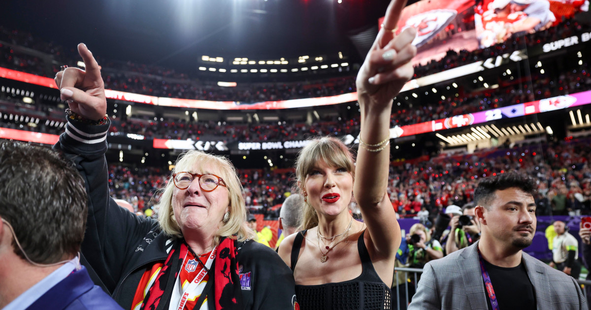 Donna Kelce Attends Taylor Swift's Miami 'Eras Tour' Concert With Jason