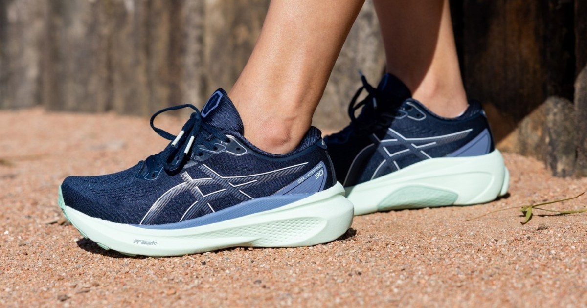 Athletic shoes for narrow feet shop