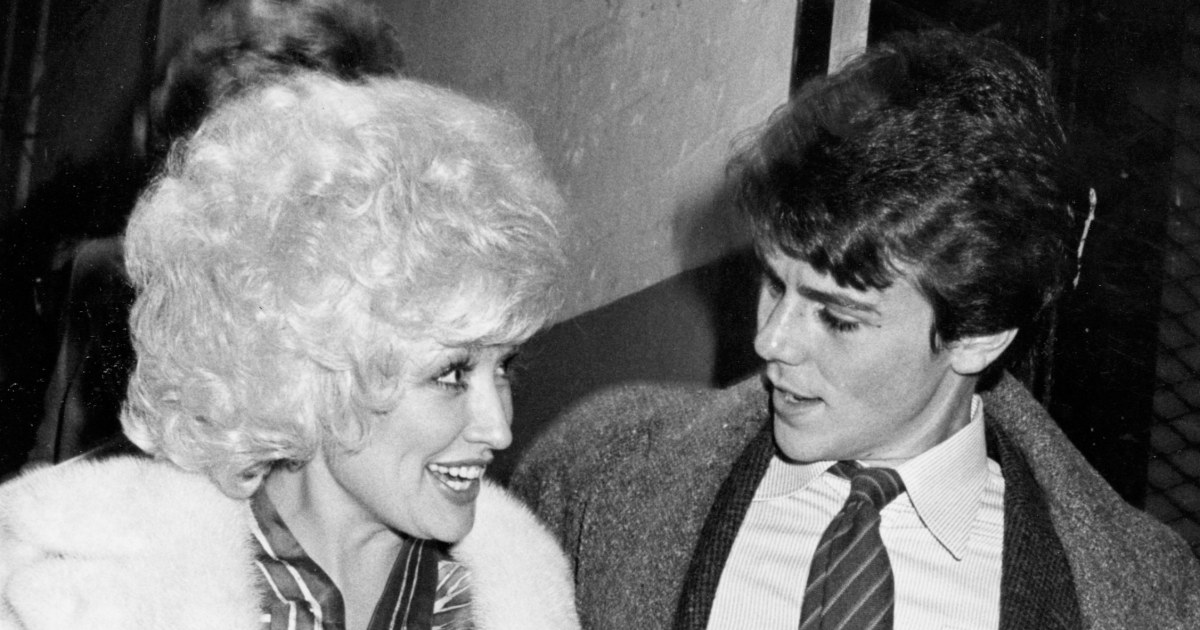 Dolly Parton's Older Brother David Parton Dies at 82