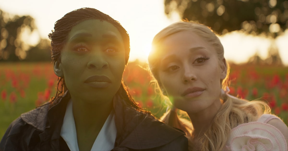 映画「ウィキッド」とミュージカル「ウィキッド」はどう違いますか?