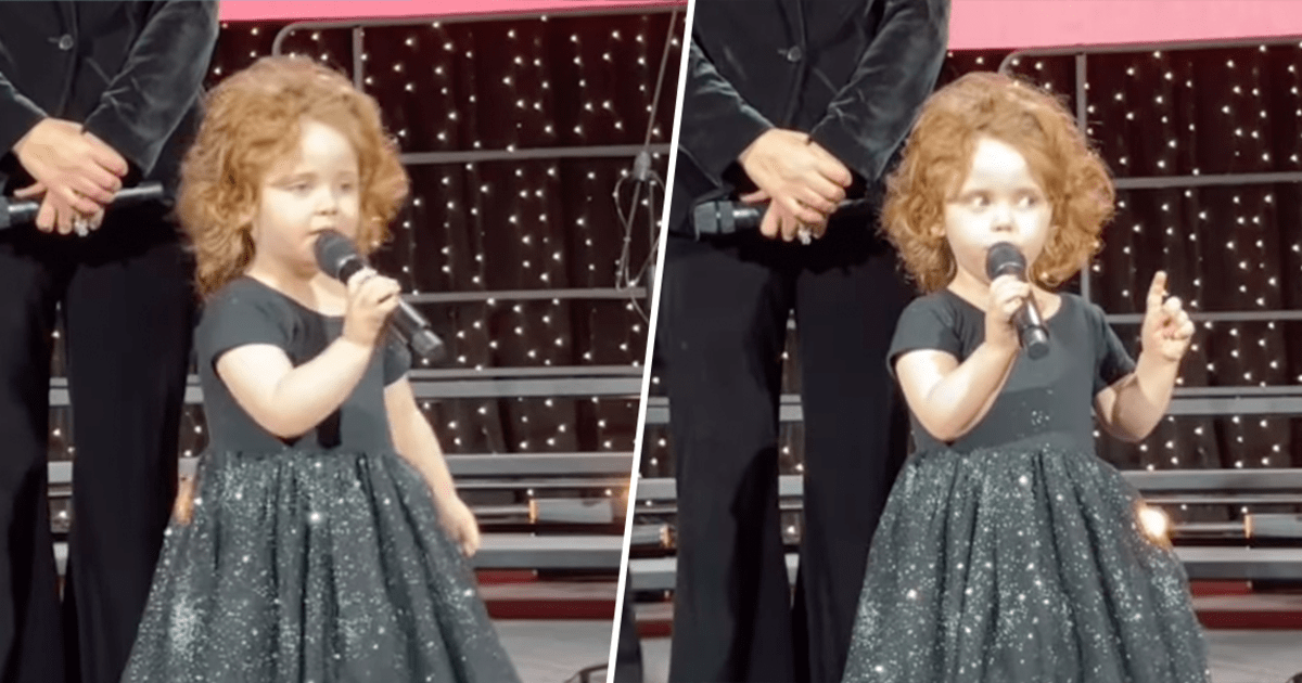 4-Year-Old Girl Takes Mic At School Christmas Performance For Hilarious Announcement
