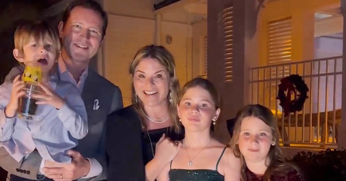 Jenna Bush Hager Shares Family Pics Of Festive New Year's(02)