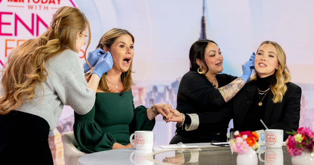 Jenna Bush Hager and Scarlett Johansson Get Ears Pierced