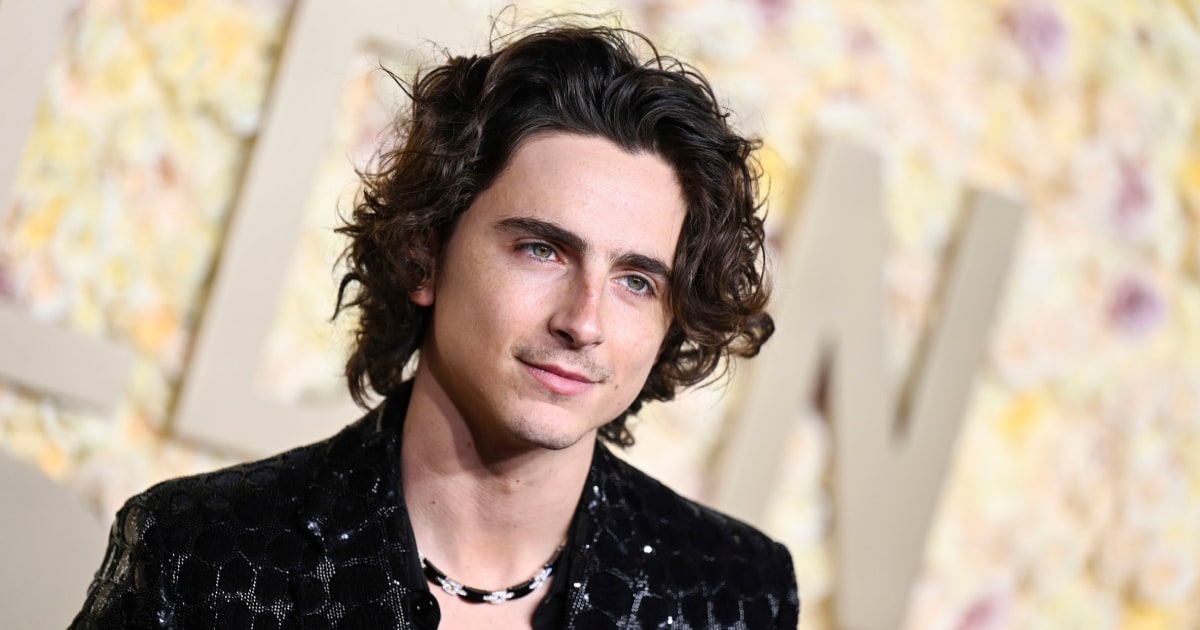 ‘SNL’ Announces Dave Chappelle, Timothée Chalamet To Host First Episodes Of 2025