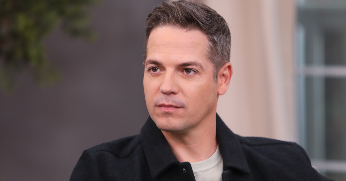 Jason Kennedy asks for prayers as 2-year-old is in intensive care, leaving doctors 'perplexed'