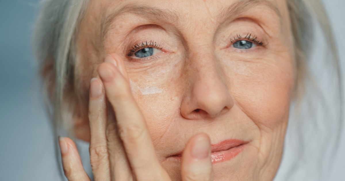 The best makeup primers for mature skin, according to dermatologists and editors