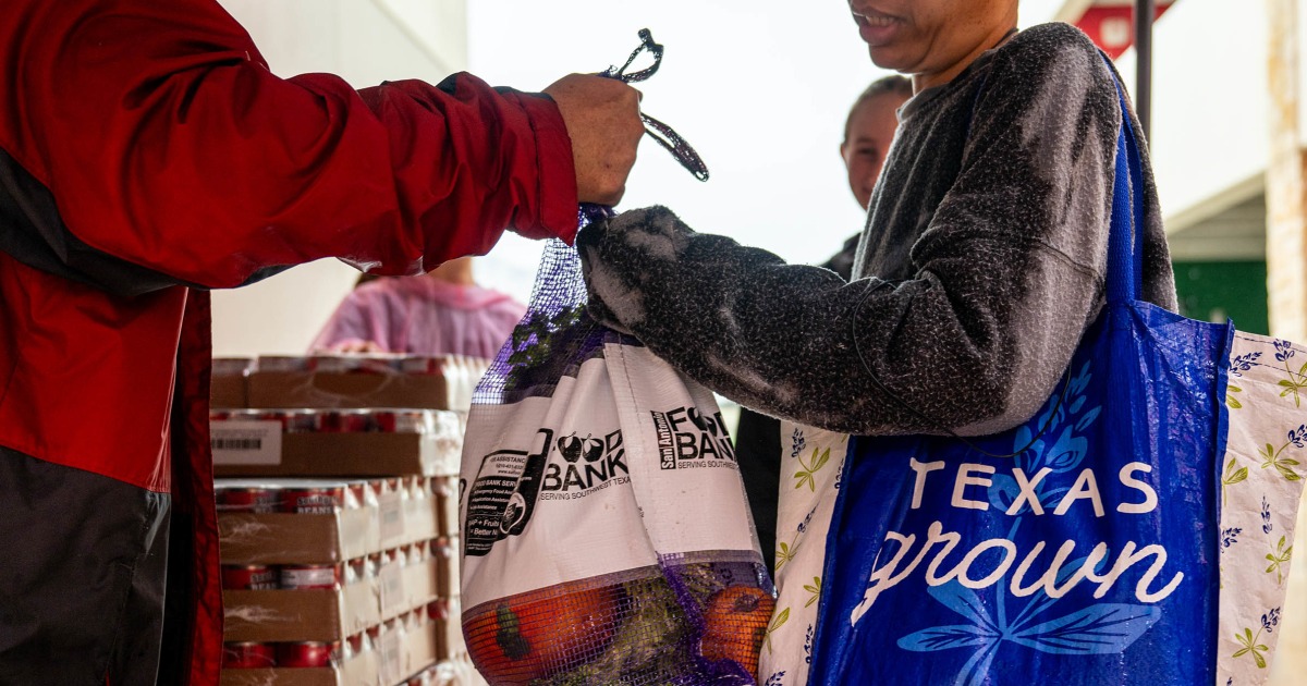 What’s the Best Way to Help Food Banks Right Now? What’s the Best Way to Help Food Banks Right Now?