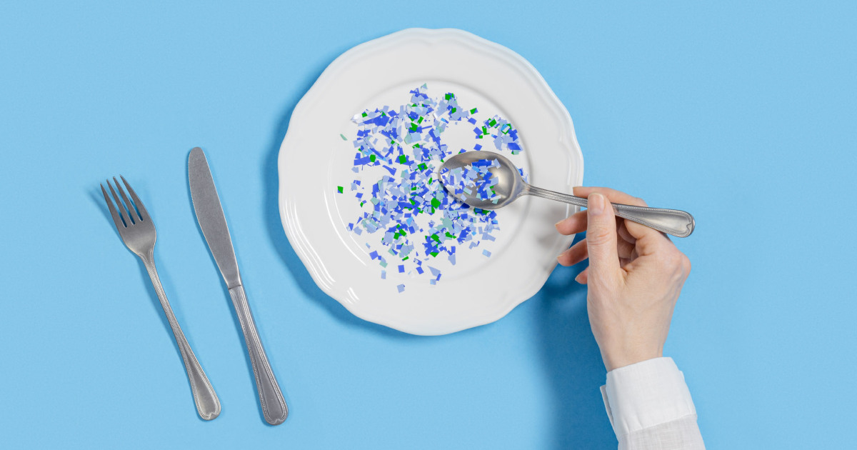 Ultraprocessed foods increase risk of dementia, depression and more. Microplastics may be why