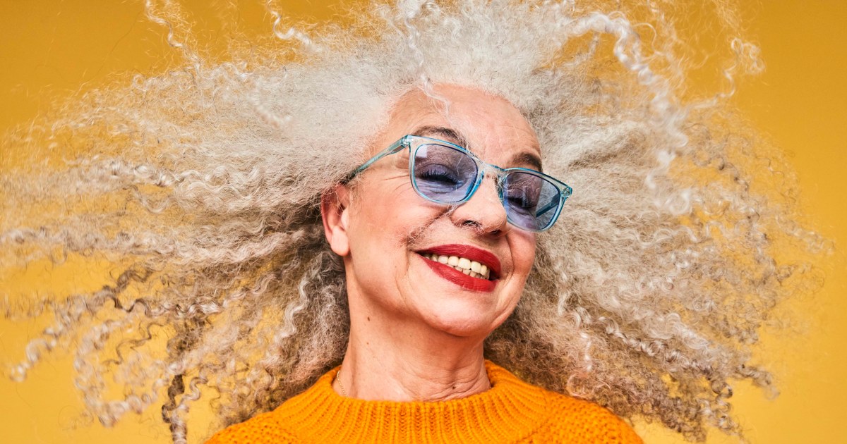 How to Be Happy: The Best 8 Tips From Happiness Experts