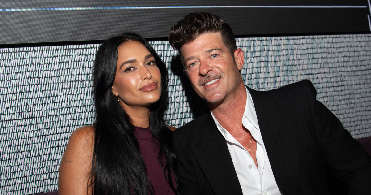 Robin Thicke Marries Longtime Fiancée April Love Geary After 6-Year Engagement. See the Pics