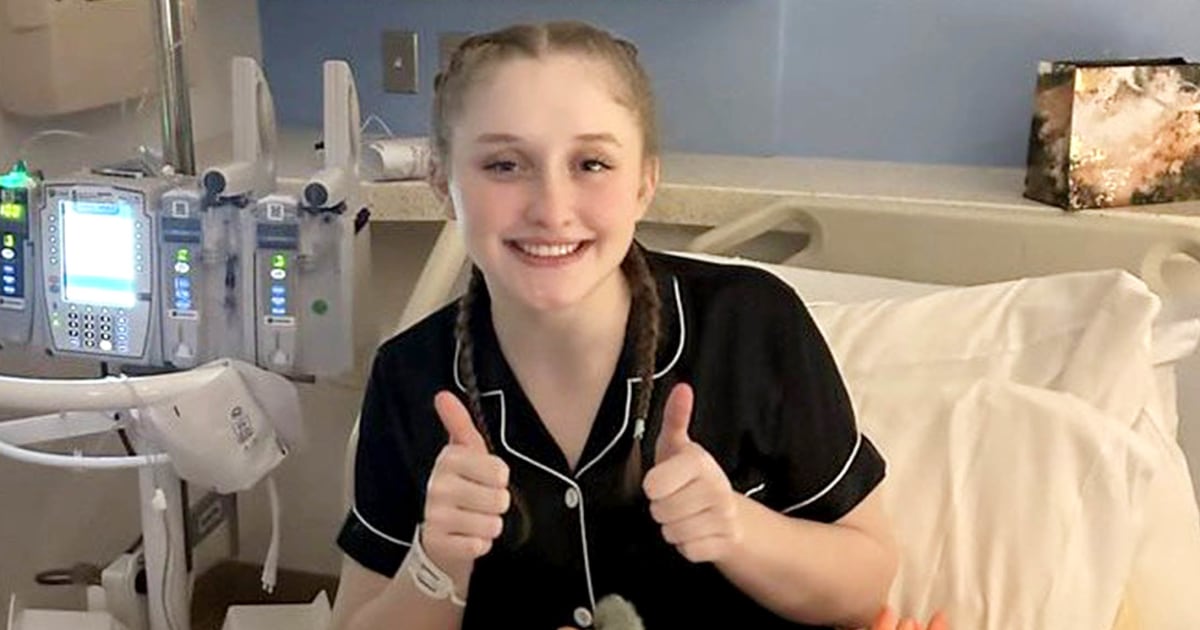 Teen, 17, Details Sign of Lymphoma that She Thought a Cold Caused: 'It Was a Gut Punch'