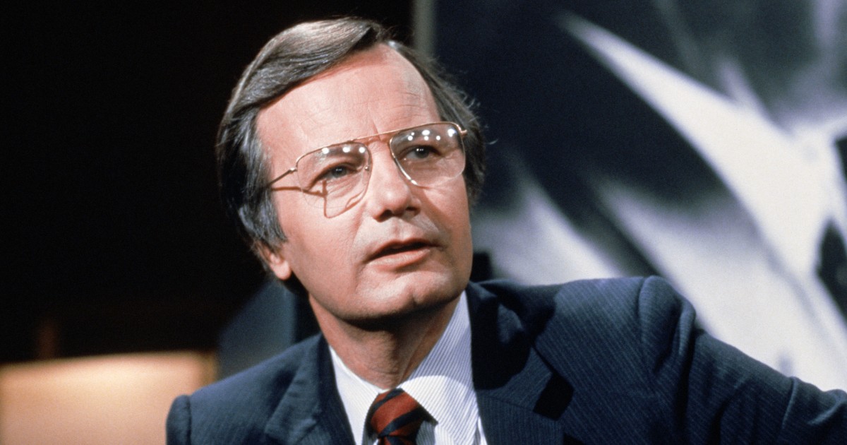 Bill Moyers, the Former White House Press Secretary Turned Acclaimed TV Journalist, Dead at 91