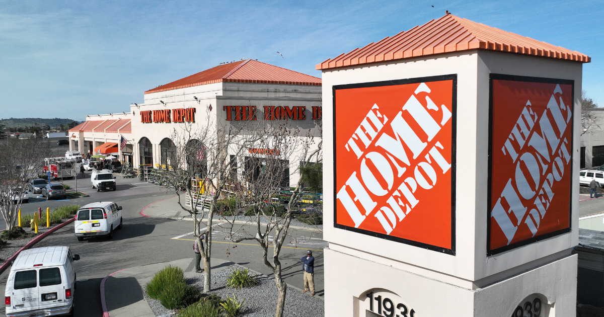 the home depot hours 4th july