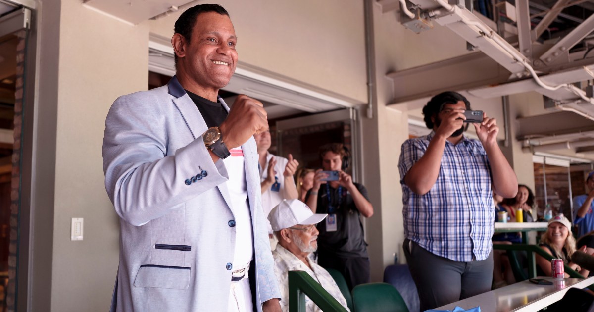 Cubs Legend Sammy Sosa Returns to Wrigley Field After 20-Plus-Year Hiatus