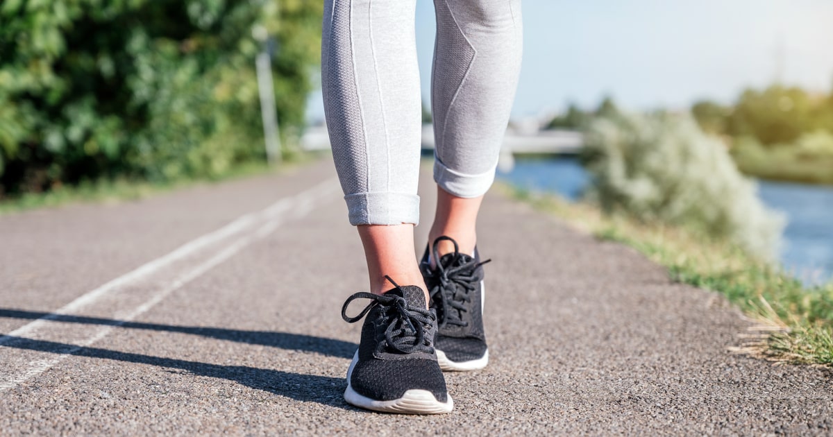 Walking 1 Hour a Day For a Month Results: Weight Loss, Energy