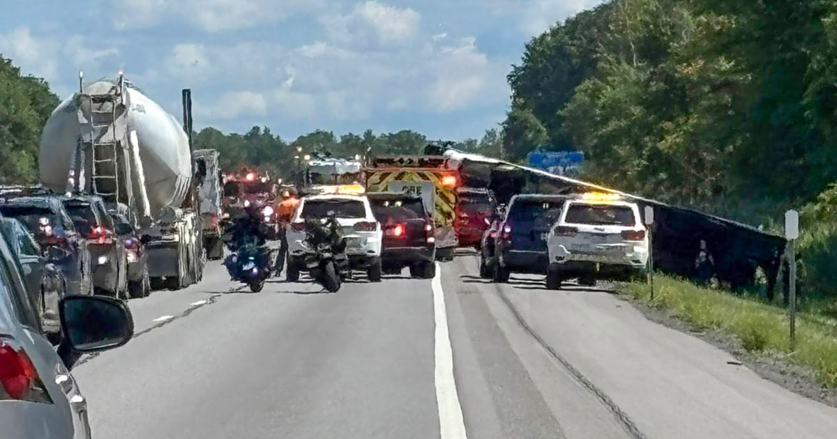 5 on Tour Bus Killed When It Careens out of Control in Western New York