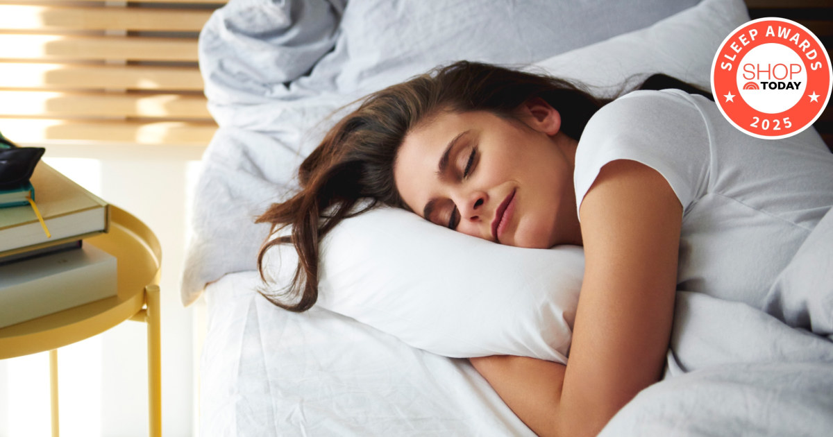 We’ve Tested Tons of Pillows and These Award-Winning Picks Are Perfect for Side Sleepers