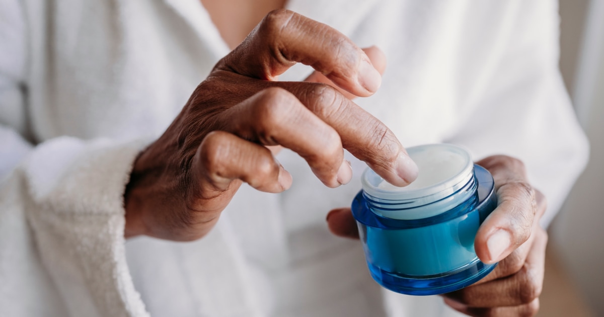 What is Bakuchiol? Experts Weigh in on the Skin Care Ingredient