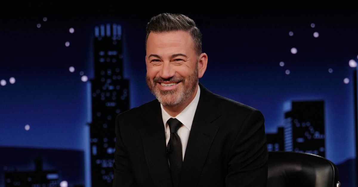 Sinclair and Nexstar Are Putting Jimmy Kimmel's Late-Night Show Back on the Air