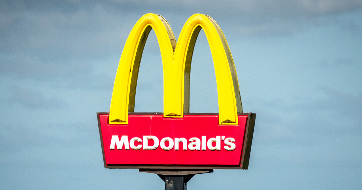 マクドナルドはクリスマスに営業していますか？ 2025年の休日営業時間