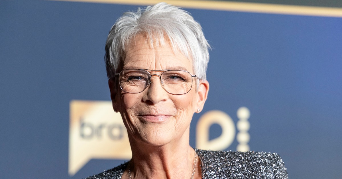 Jamie Lee Curtis Had an Uncontrollable Laughing Fit When Asked Whom She Asked for an Autograph