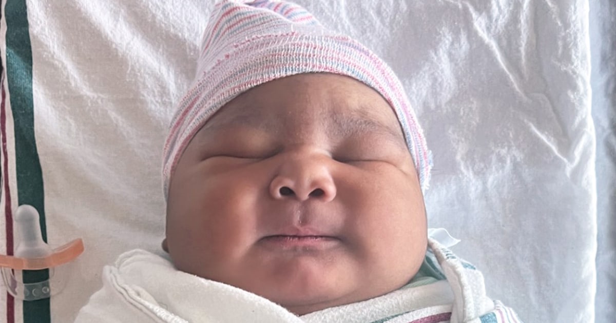 'He Came Out of Me?' Mom Delivers Record-Breaking Baby That Stuns Maternity Ward