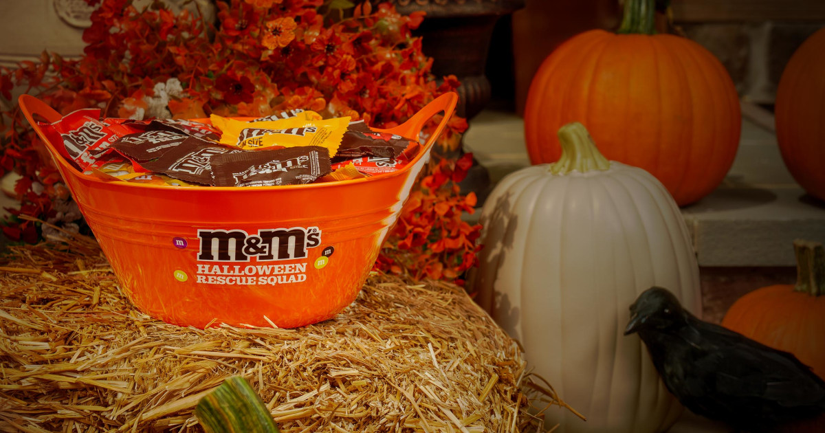 M&M's Will Refill Your Candy Supply for Free If You Run out on Halloween