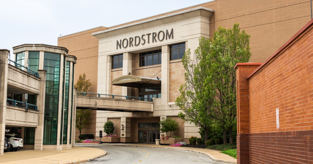 Best of Nordstrom's Cyber Monday Sale: Up to 76% Off Ugg, Lands' End, More