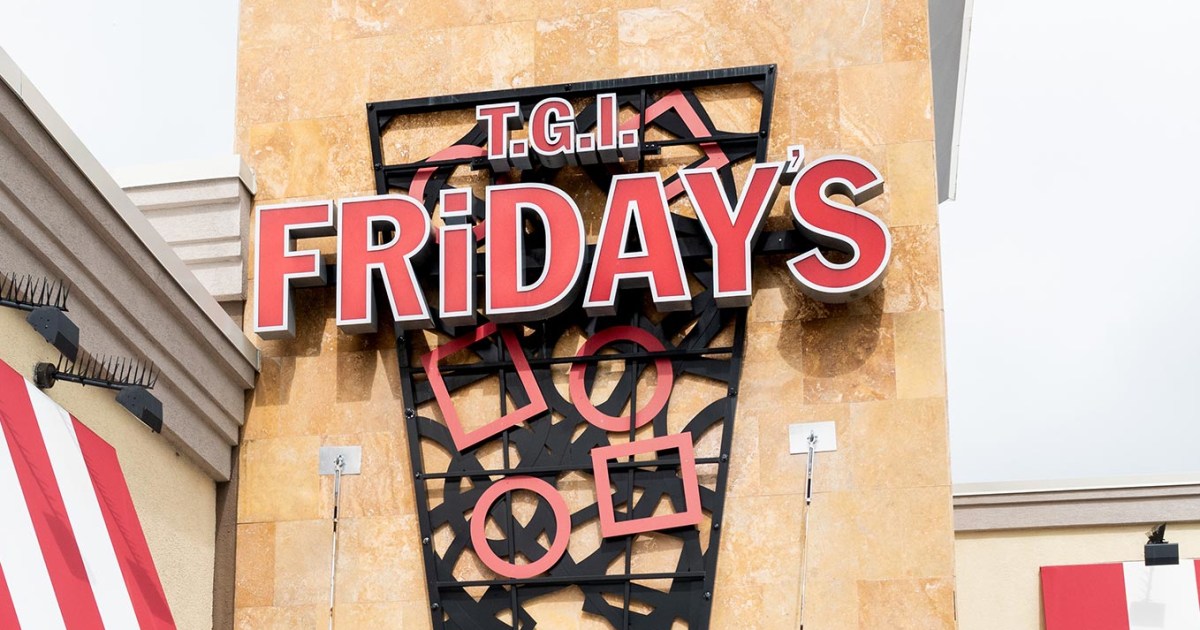 TGI Fridays Is Offering SNAP Participants Free Kids' Meals. Plus 7 Other Restaurants Where Kids Eat Free