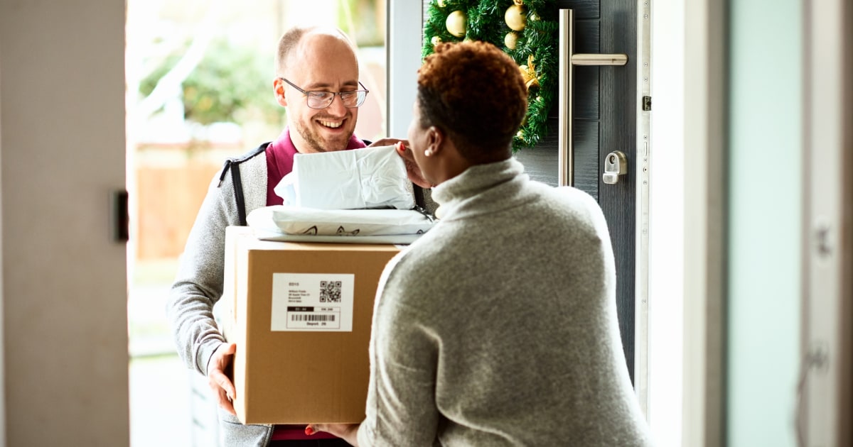 Holiday Shipping Deadlines to Know: How to Make Sure Your Gifts Arrive on Time