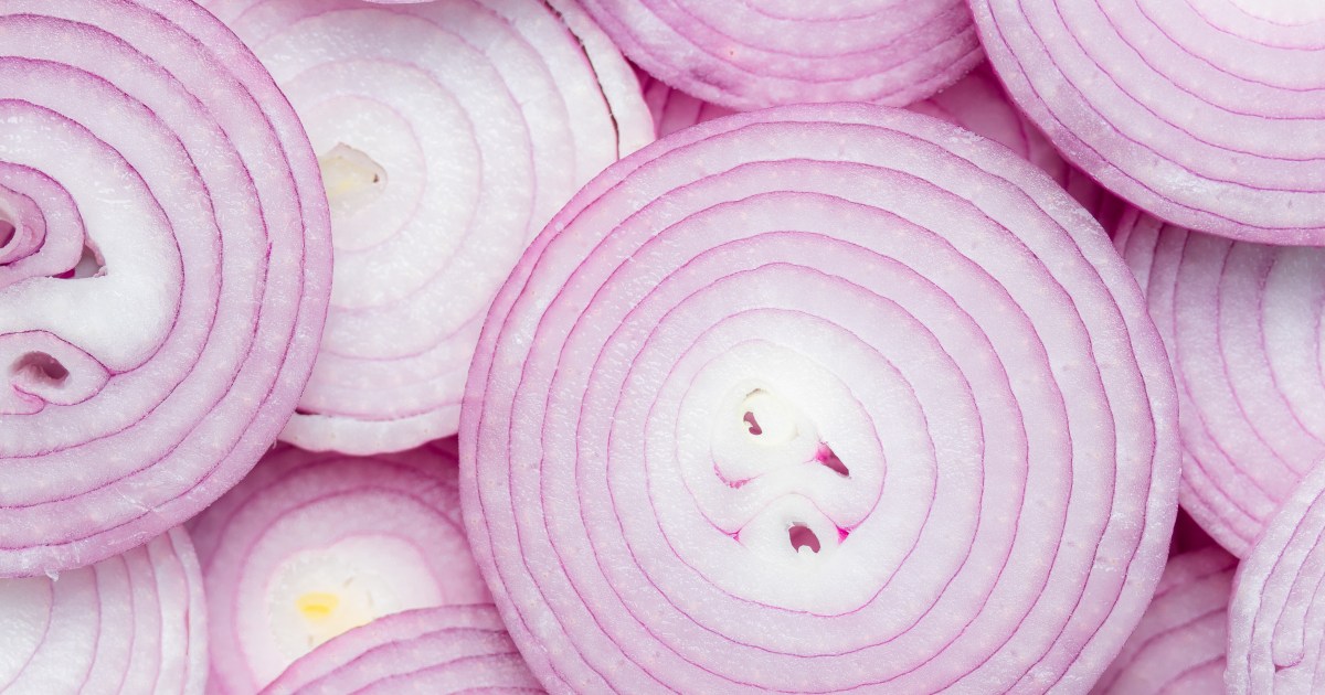 The 'Onion Method' of Gift Giving: Why 1 Etiquette Expert Says It'll Change Your Whole Holiday Season