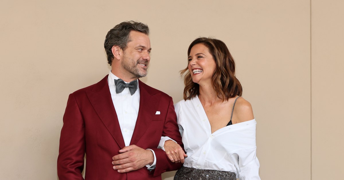 Joshua Jackson and Katie Holmes are stepping out together again. The former “Dawson’s Creek” co-stars walked the red carpet arm-in-arm at the New York premiere of “Brunello: The Gracious Visionary.