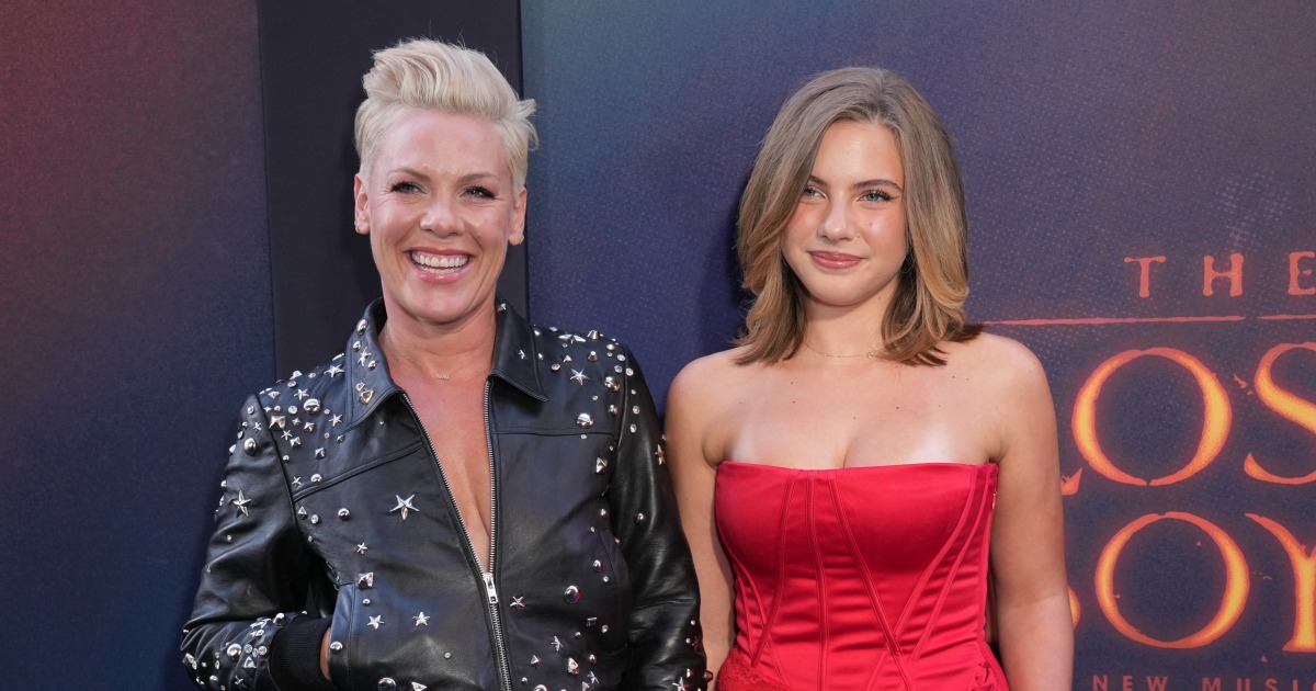 Pink Brings 14-Year-Old Daughter Willow as Her Date to Broadway Premiere