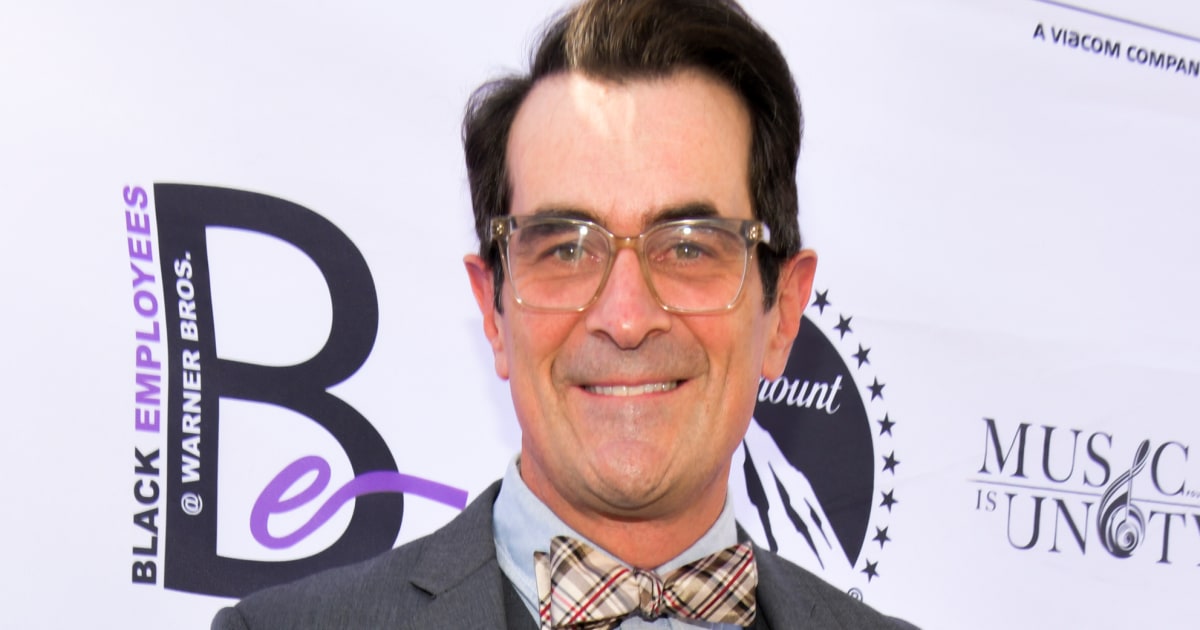 Burrell and his former “Modern Family” costar Julie Bowen joined Dylan Dreyer on “The Parent Chat” to open up about parenting teenagers.