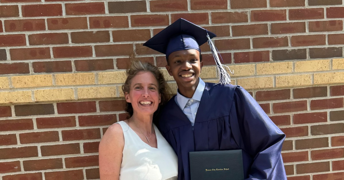 A Teen Battled Stage 4 Cancer. His Doctor Flew Across the Country to Keep a Promise