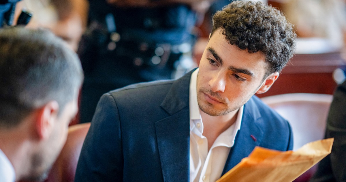 Luigi Mangione Pleads Guilty to Federal Charges in the Killing of UnitedHealthcare's CEO