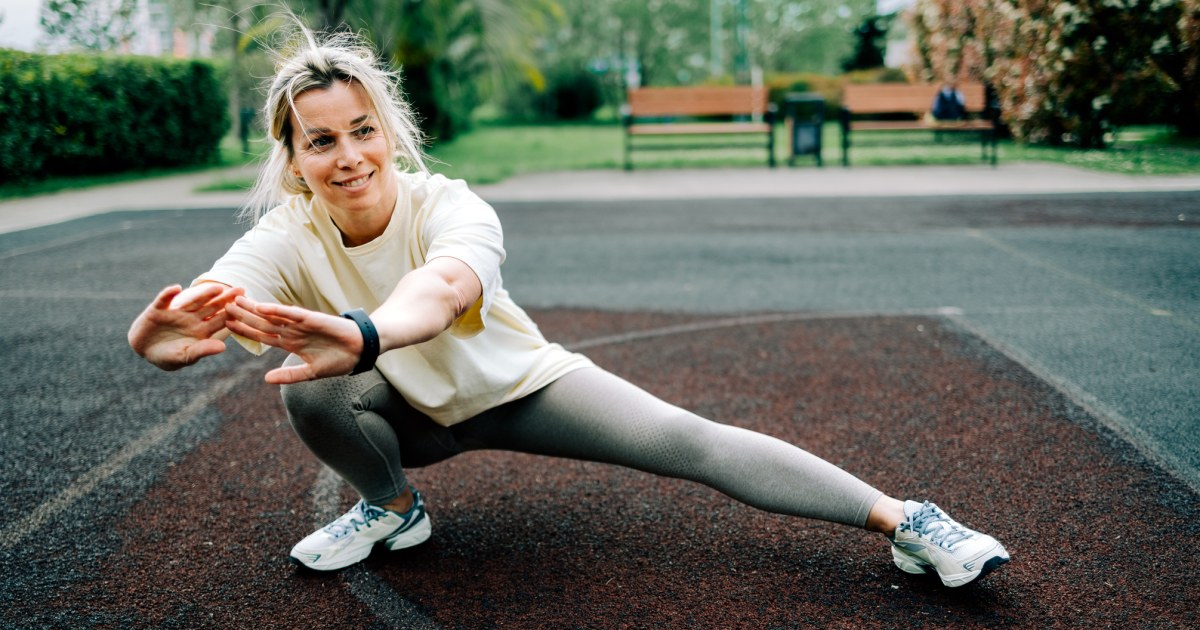 The 2-Step Formula to Cure Dead Butt Syndrome From Sitting All Day