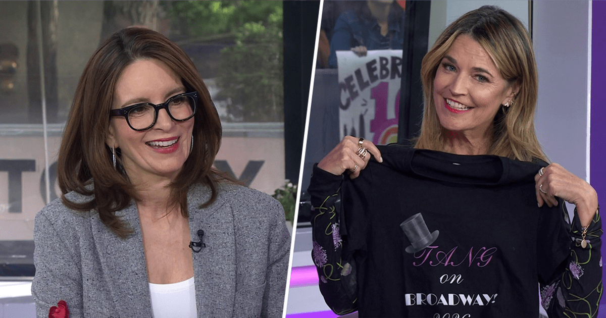 The “Four Seasons” star is part of a text message chain with women who have one thing in common: They’re all veterans of “Saturday Night Live.”