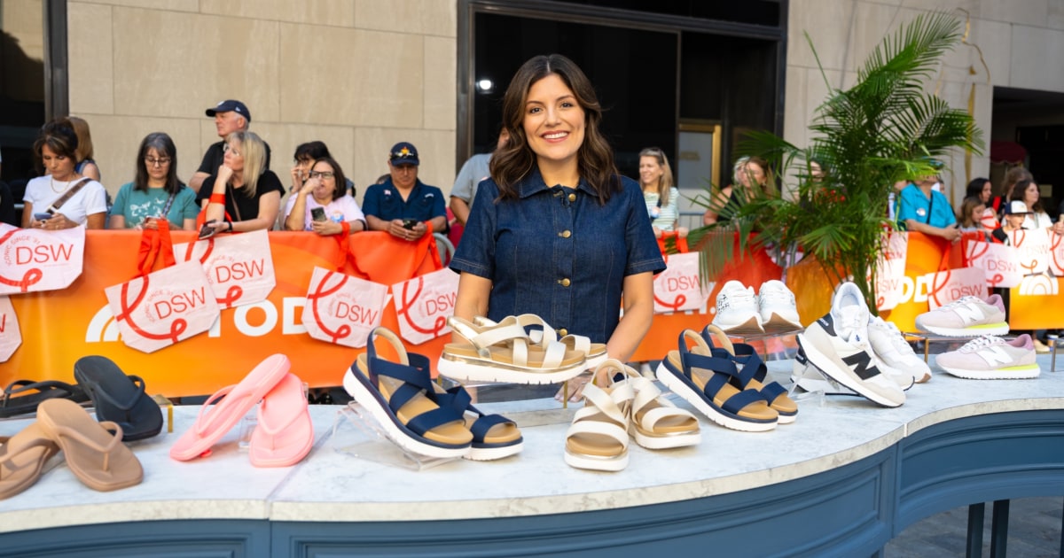 fashion dsw womens shoes store hours