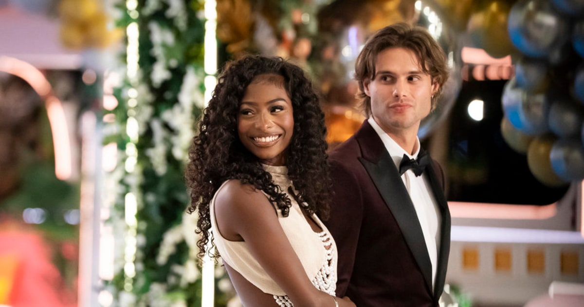 Are ‘Love Island's' Bryce and Trinity Astrologically Compatible? An Astrologer Breaks It Down