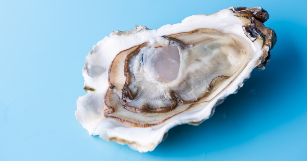 6 Foodborne Illnesses an Infectious Disease Doctor Worries About More Than Cyclospora