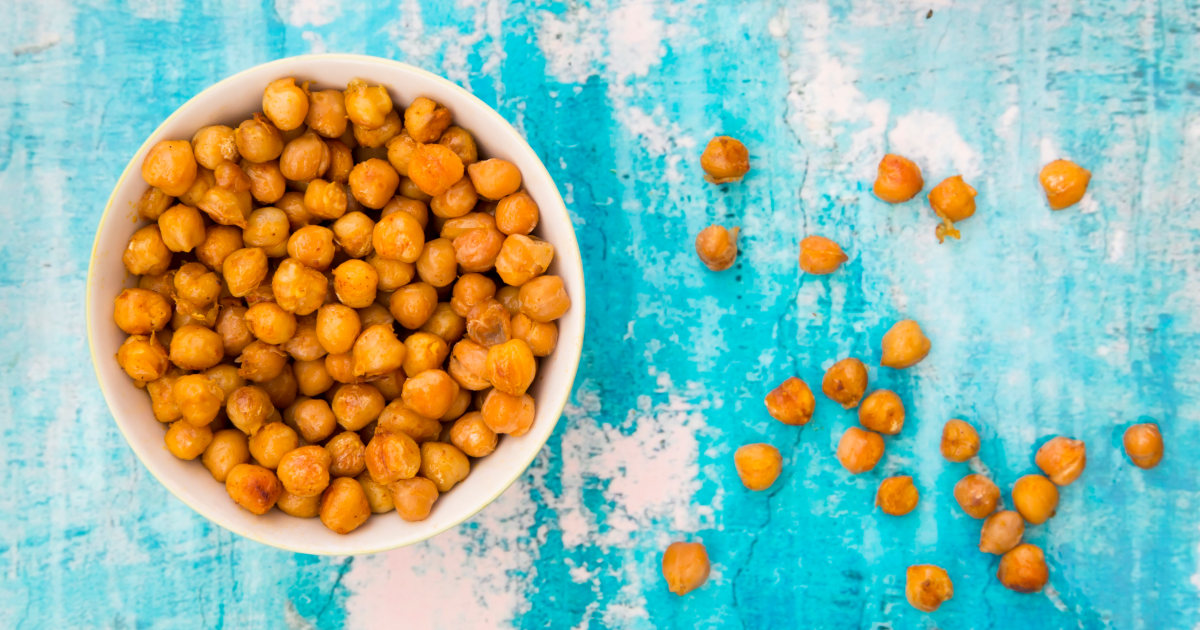 11 High-Protein, Healthy Snacks To Eat Instead of a Processed Protein Bar