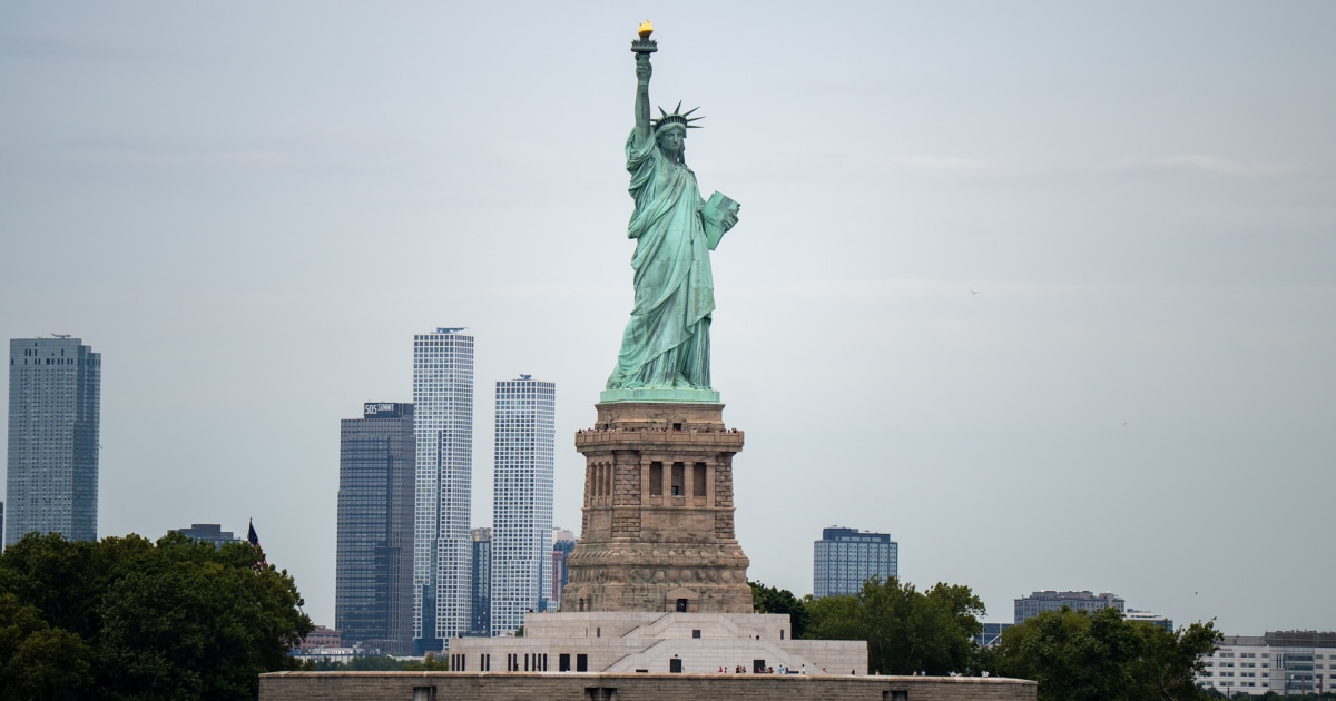 Tragedy Unfolds Near the Statue of Liberty: A Mother and 5-Month-Old Infant Die After Boat Capsizes in New York