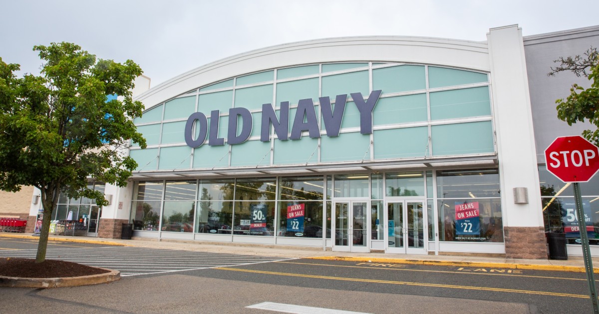 Old Navy Labor Day Deals You Can Shop Now